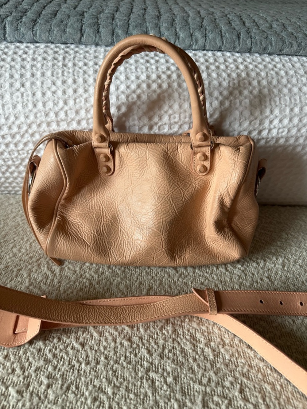 Balenciaga Small Top-Handle Satchel Bag in pale pink/beige - Picture 3 of 9